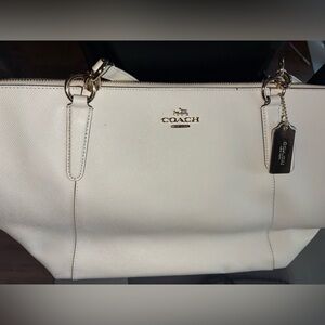 Coach Ivory Leather Tote Bag